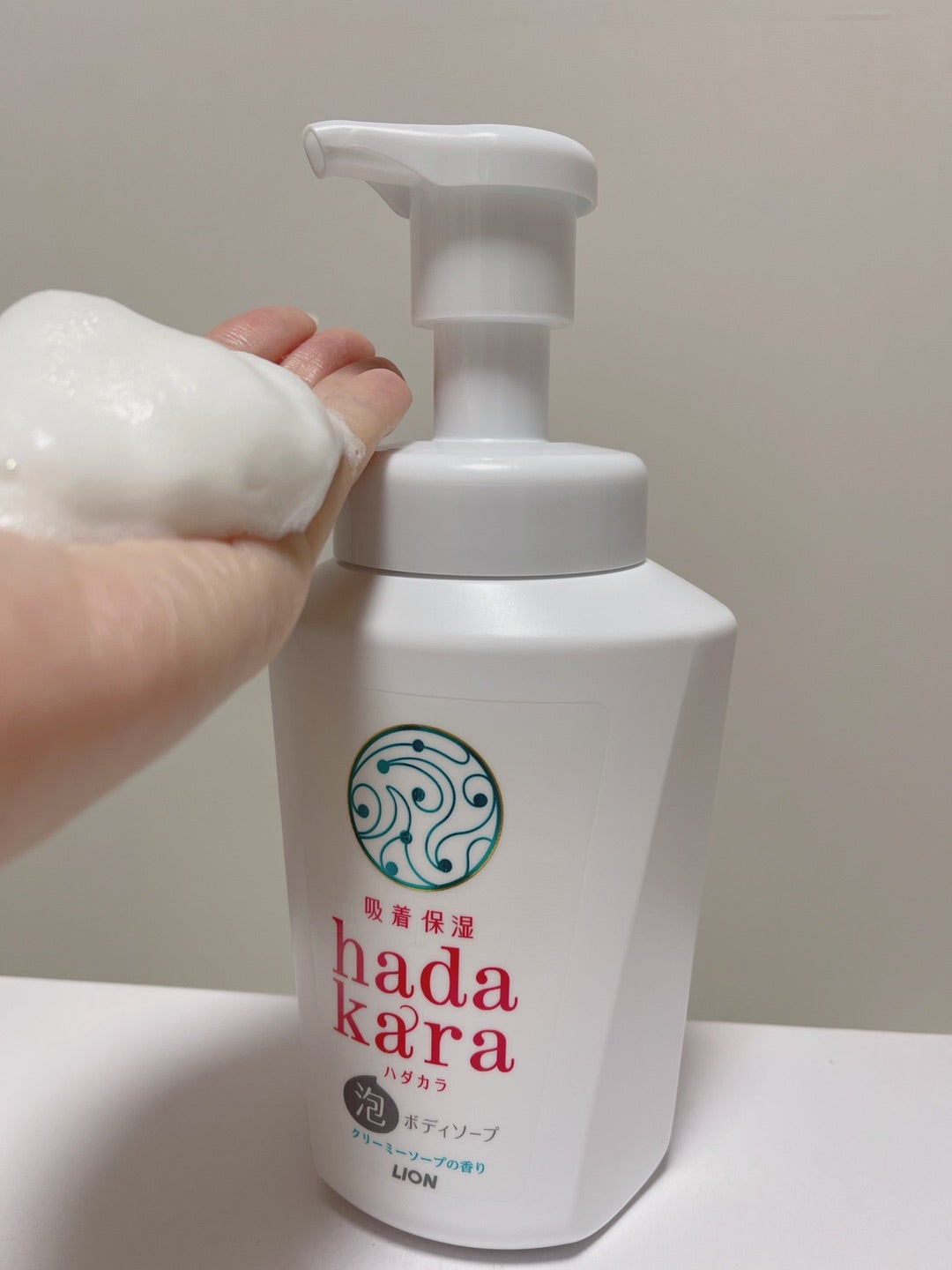狮王 hadakara 泡沫型保湿沐浴露 图3